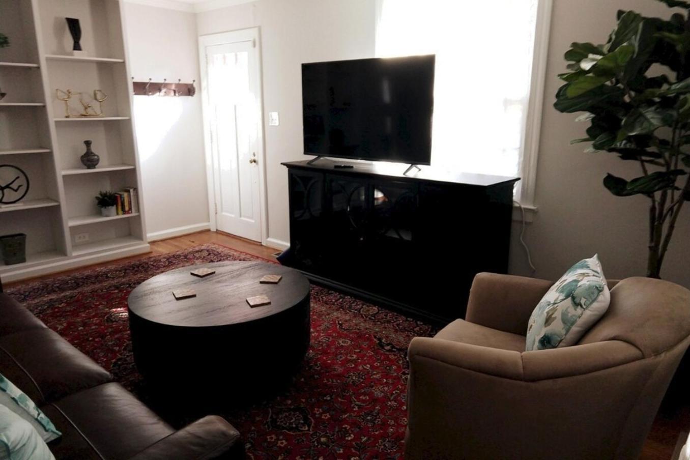 Charming Classic Cottage 2Br Дарем Экстерьер фото